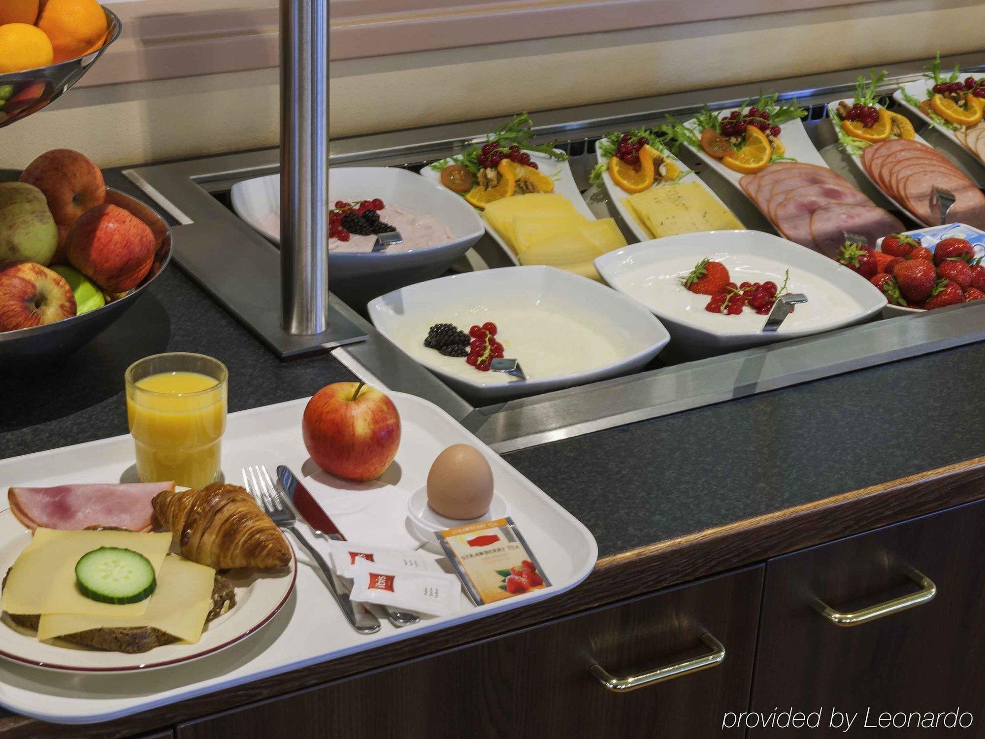 Ibis Hotel 3*